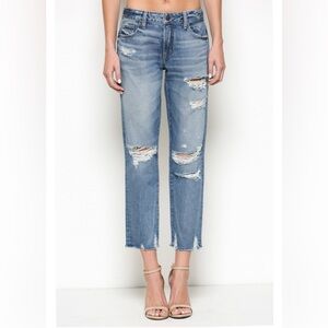 Hidden Bailey Slim Fit Boyfriend Distressed Denim Jean Women’s size 27 Raw Hem